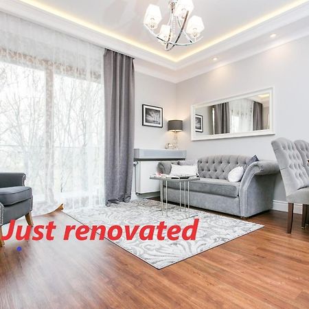 Executive 2-Bedroom Apartment Krakow Exterior photo